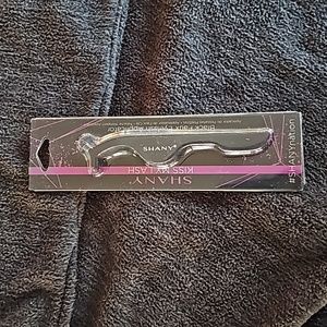 NIB Shany Kiss My Lash Black Faux Eyelash Applicator